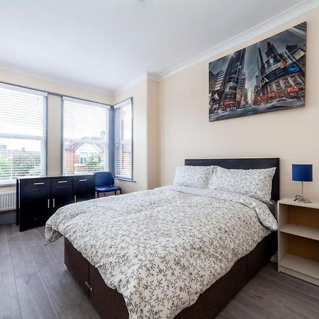 Highlands Gardens Suites إيلفورد المظهر الخارجي الصورة