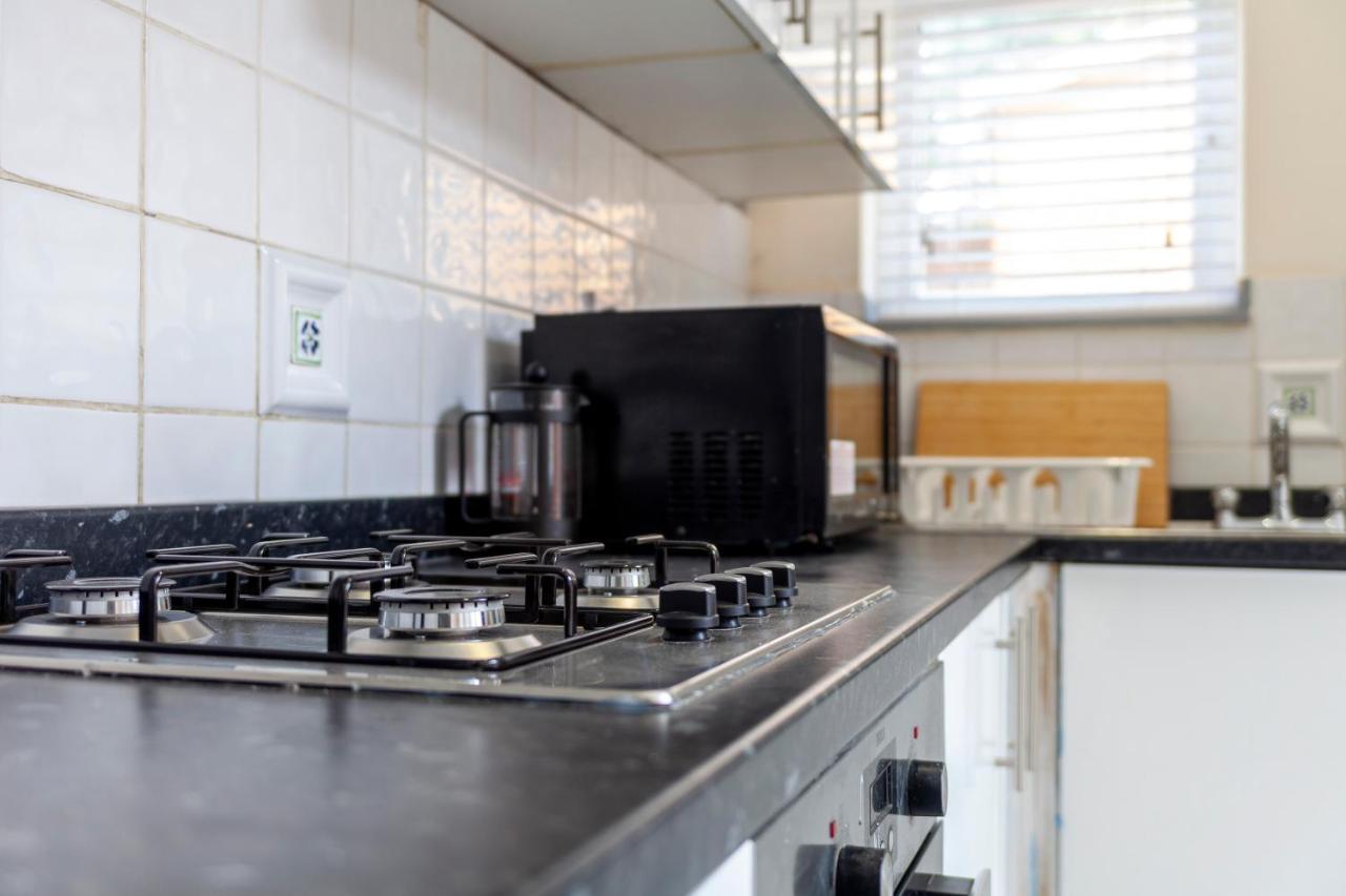 Highlands Gardens Suites إيلفورد المظهر الخارجي الصورة