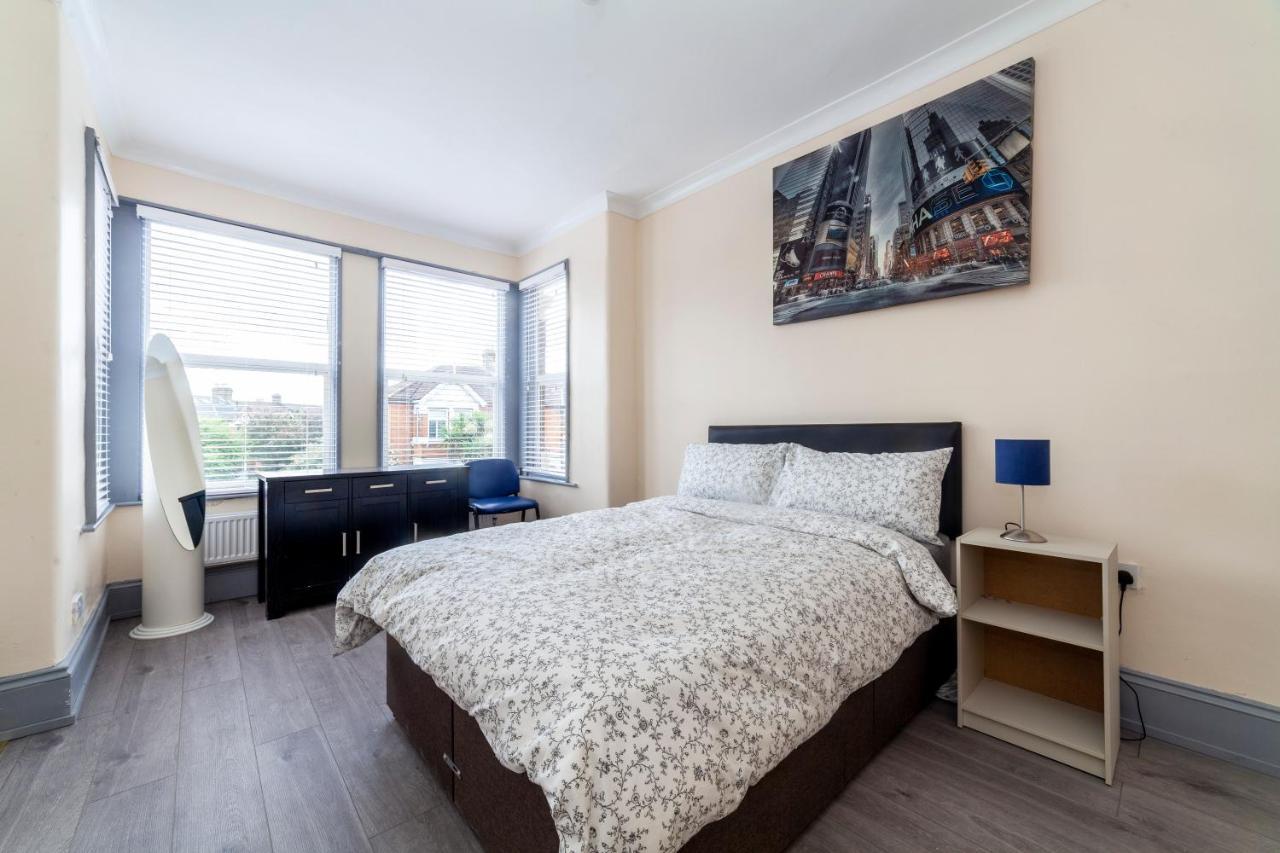 Highlands Gardens Suites إيلفورد المظهر الخارجي الصورة